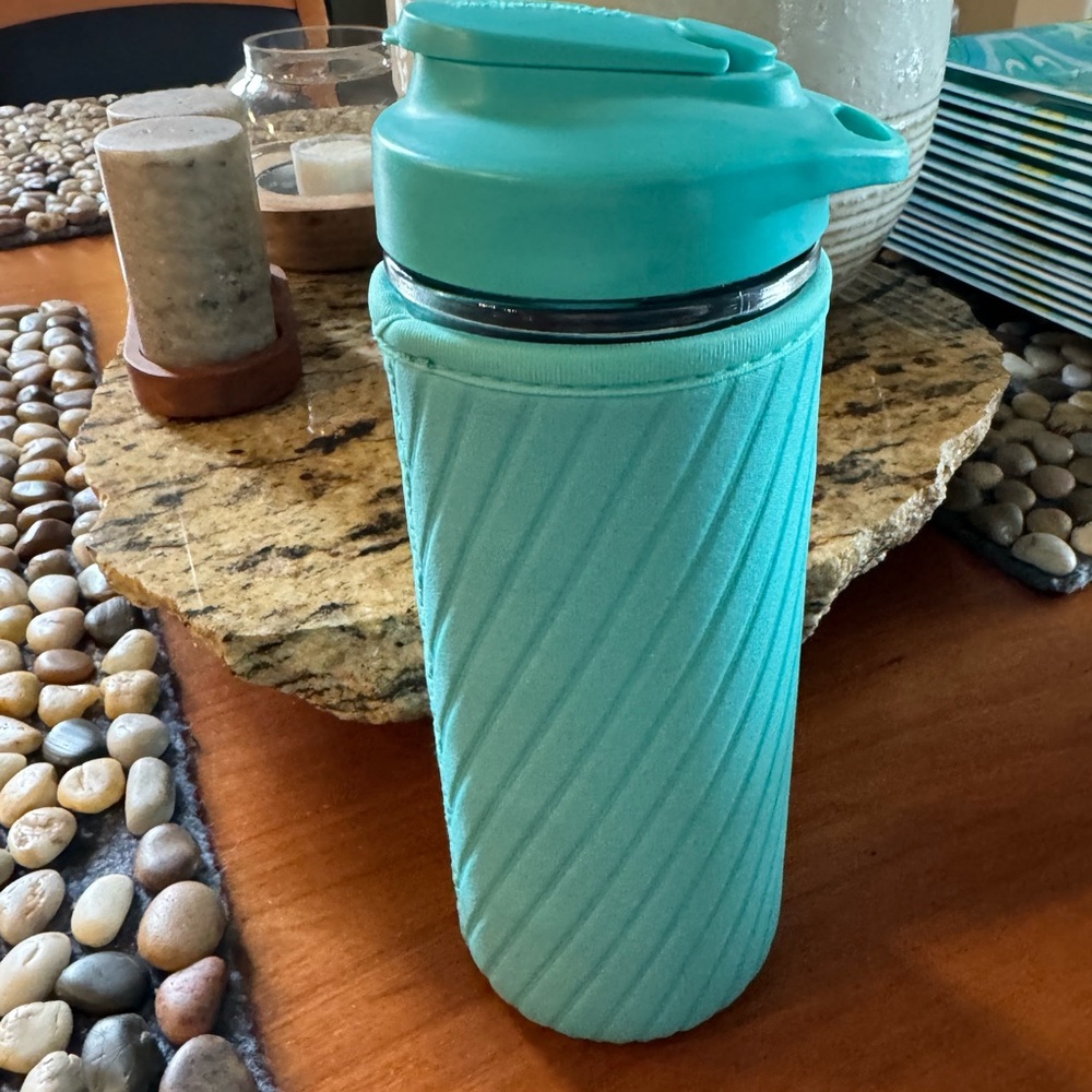 Masontops Glass Water Bottle Turquoise NWOT